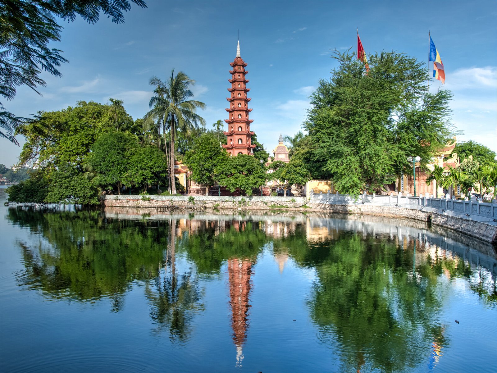 307295756 - Things To Do In Hanoi