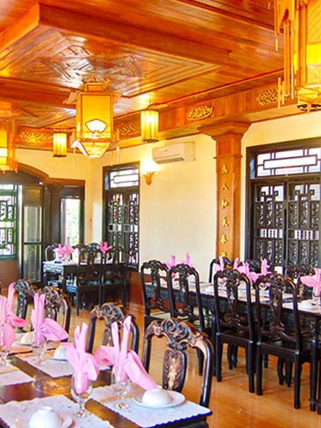 Hue CungDinh Restaurant 1 - Hue