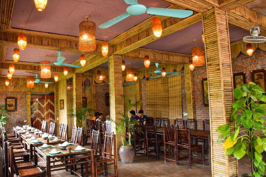 BamBoo Bar and Restaurant