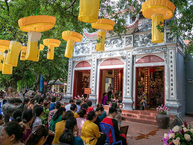 Tay Ho Pagoda
