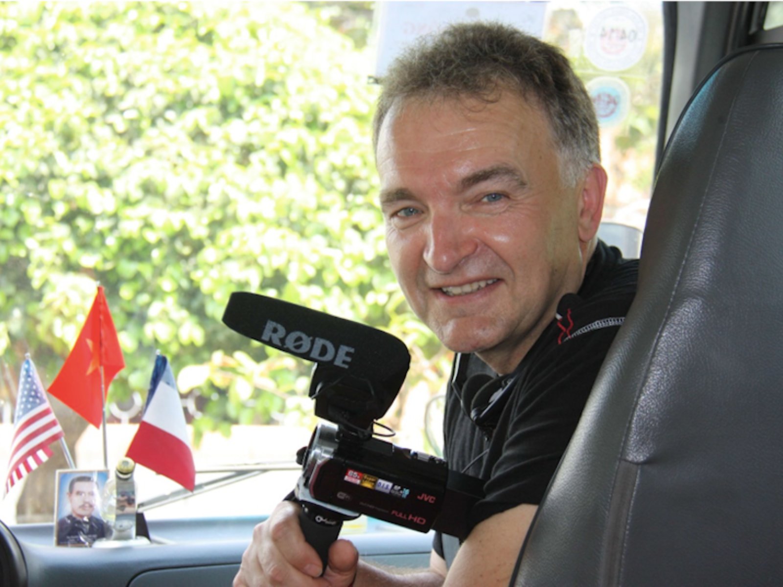 Guides 19 Volunteer Videographer for a Children’s Mission in Vietnam – Part 1
