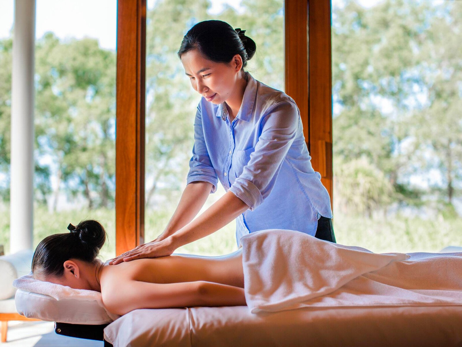 massage in vietnam