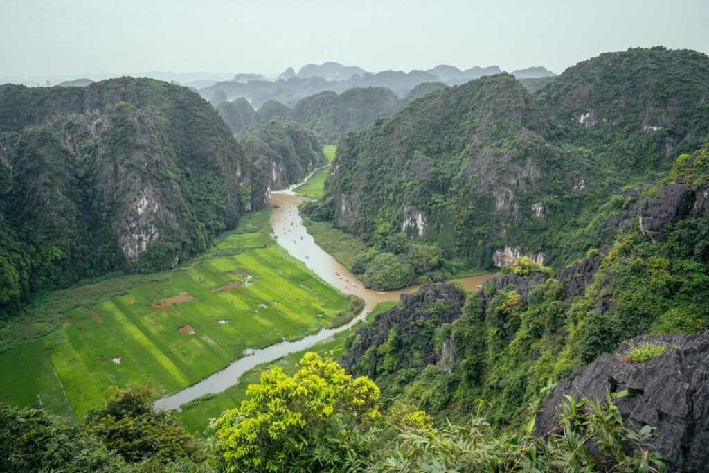 ninhbinhtour14 - The Ultimate Ninh Binh Tour - Explore Mua Cave's Wonders With Our Expert Tour Guide