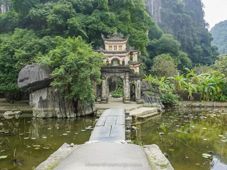 ninhbinhtour17 - The Ultimate Ninh Binh Tour - Explore Mua Cave's Wonders With Our Expert Tour Guide