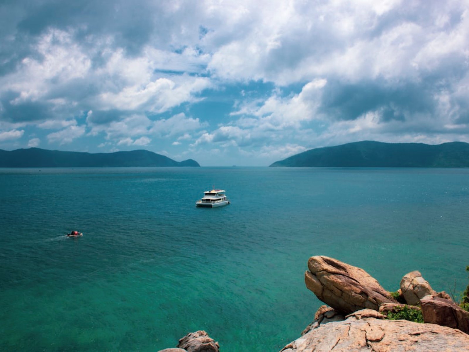 photo 1686073770064 ca01f5f6f657 q80w1000auto - Exploring Con Dao Island Beaches: A Guide to Vietnam's Hidden Paradise