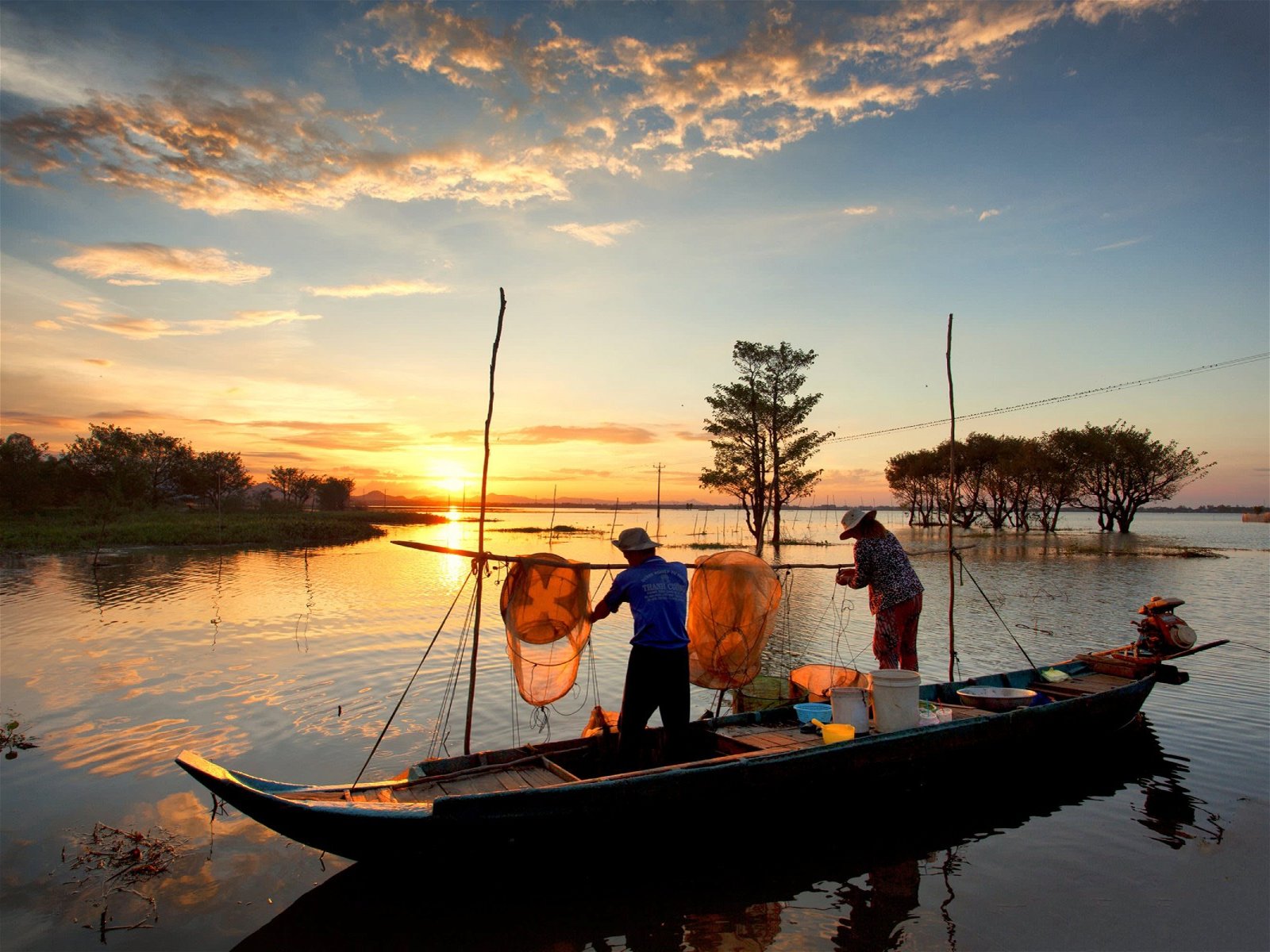 08b Vietnam Tours Enchanting Travels Fishing in th - Things To Do In Mekong Delta