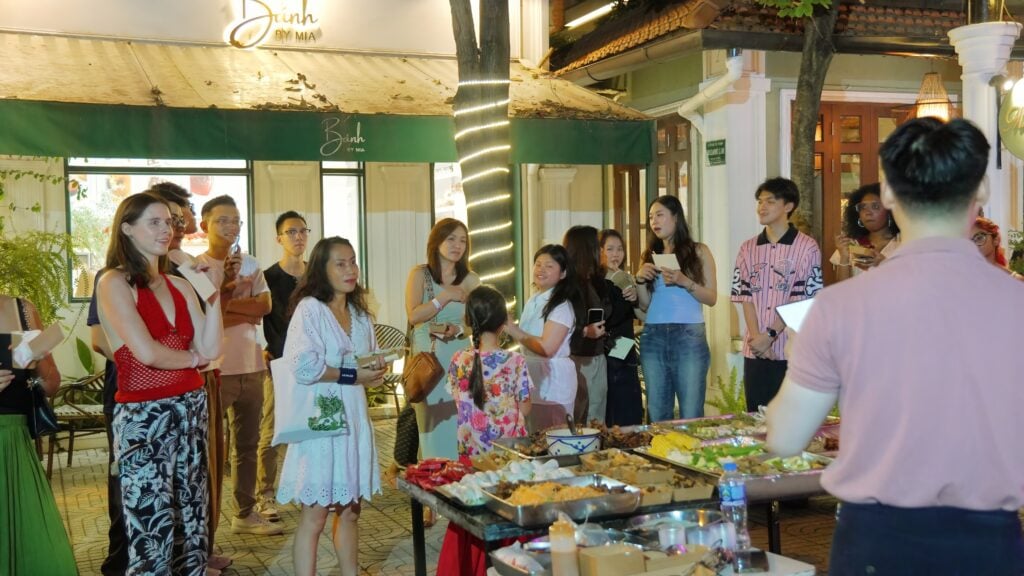 DSC00078 topaz sharpen face face color denoise lighting upscale 1x - Vietnamese Women’s Day Event 2025